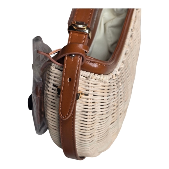 LOULU Woven Rattan Crescent Shoulder Bag NWT Boho Straw Purse Brown Trim - Picture 6 of 7